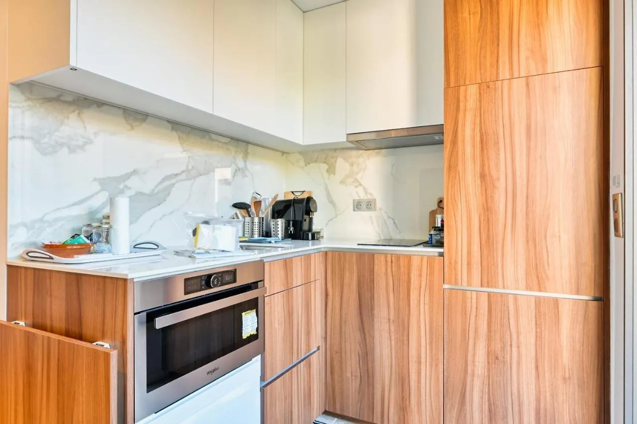 Trois Moulins Furnished Flat Apartment Aix-en-Provence France